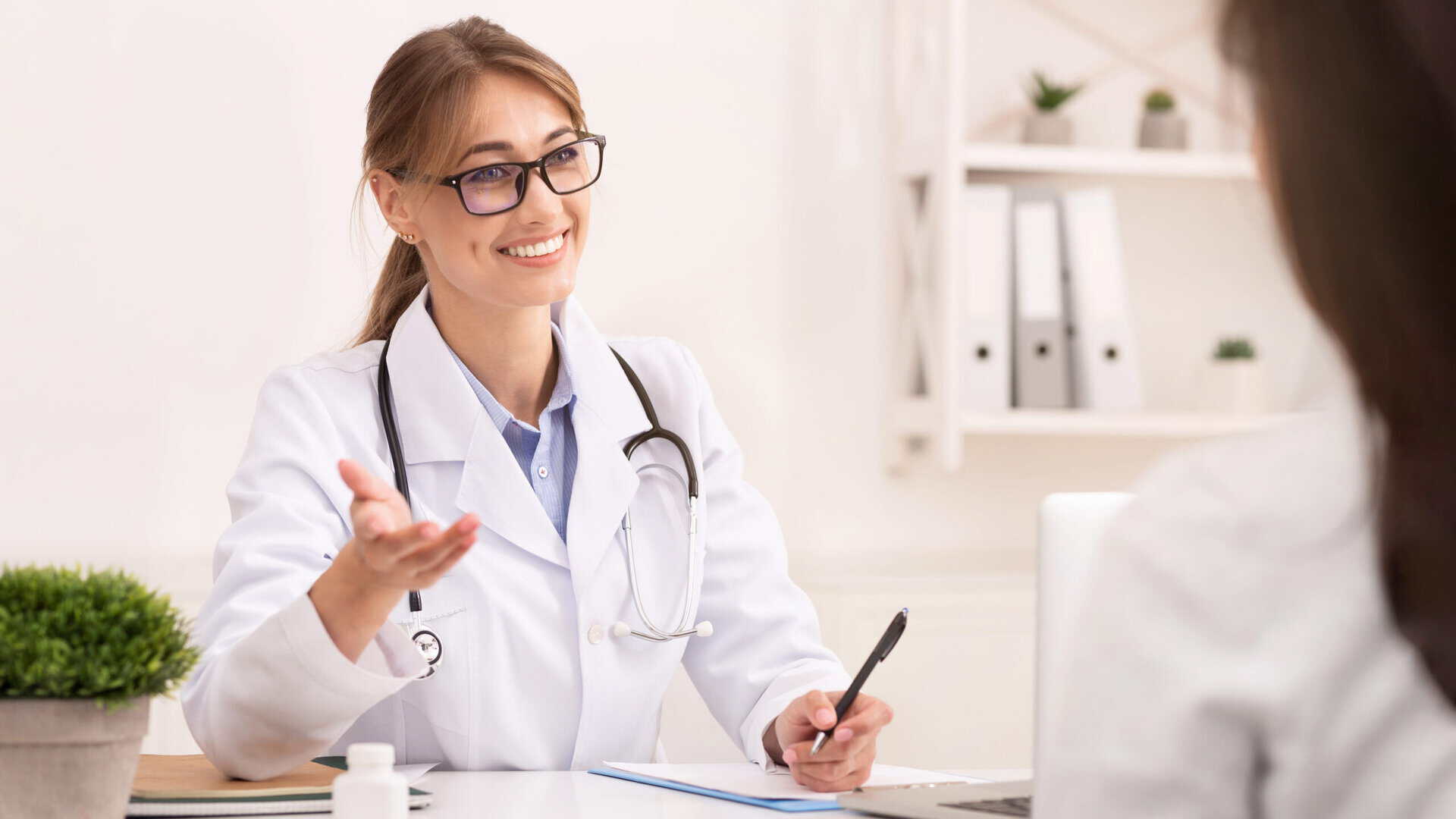A woman discusses mental health treatment options with her doctor through Anthem Rehab in Greensboro, NC.